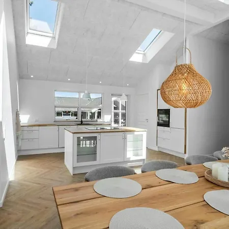 M379-vaeggerlose-baeverstien-43 *