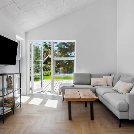 Dom wakacyjny M379-vaeggerlose-baeverstien-43