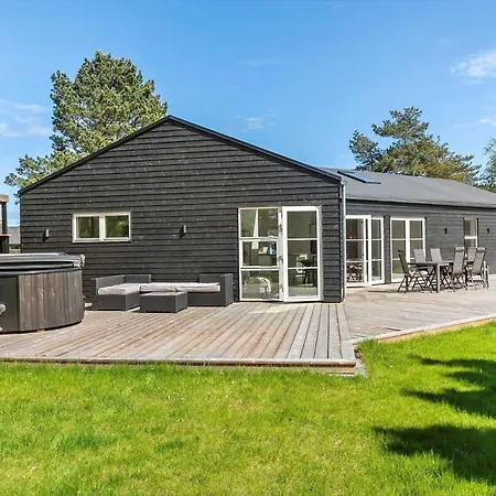 M379-vaeggerlose-baeverstien-43 *